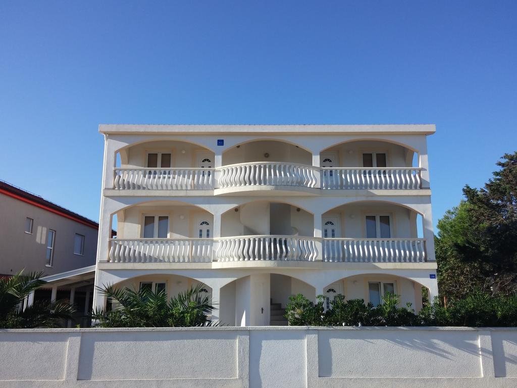 Apartments Ayla Vir Exterior foto